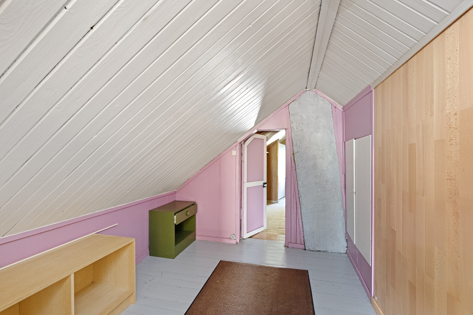Innredet loft med muligheter for tilpasning av romløsninger. Galleribilde