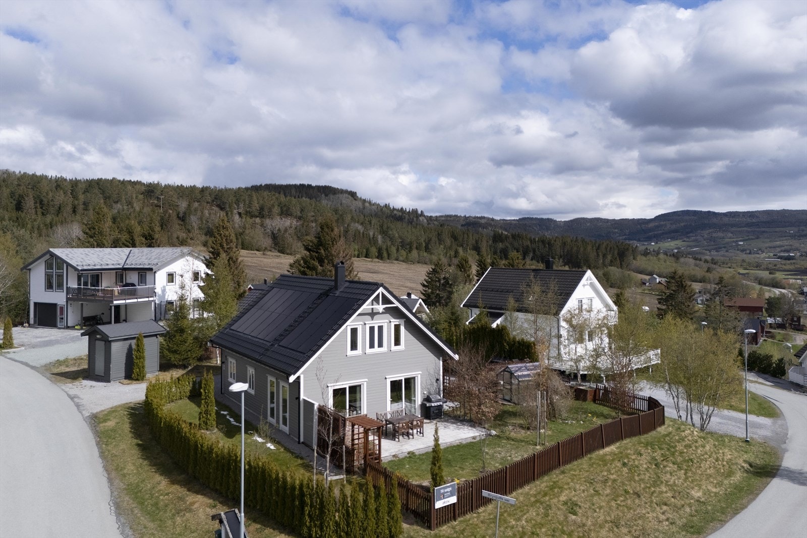 Tomten til eiendommen er på 828,1 m². Galleribilde