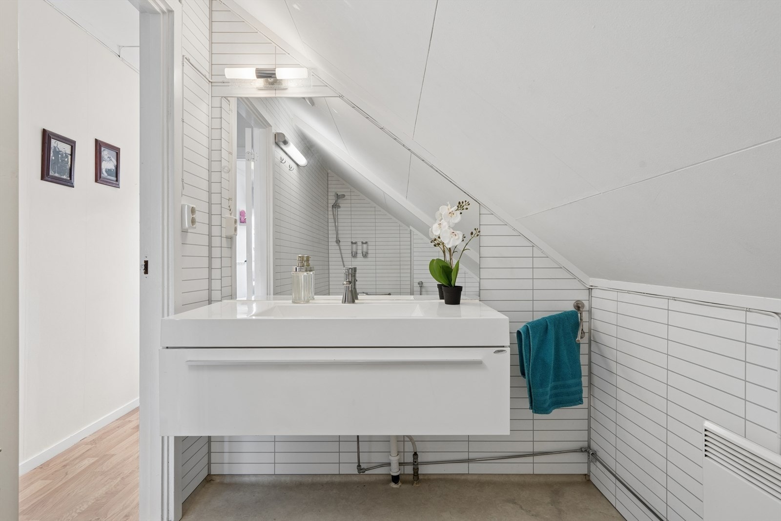 Baderom i 2.etg./loft Galleribilde