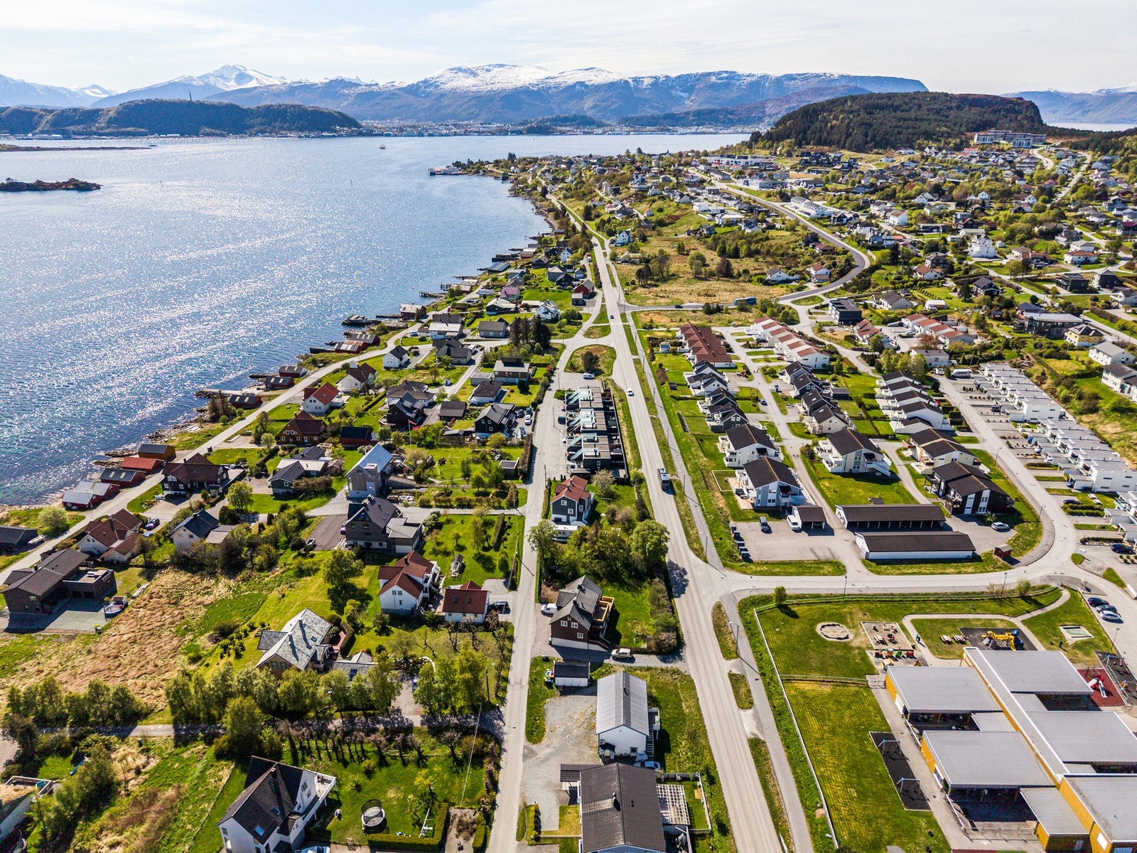 Dronebilde av området Galleribilde