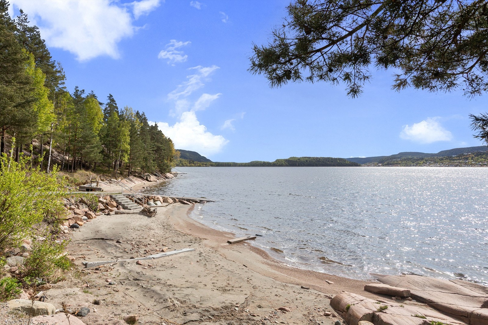 Flotte strender like ved eiendommen Galleribilde