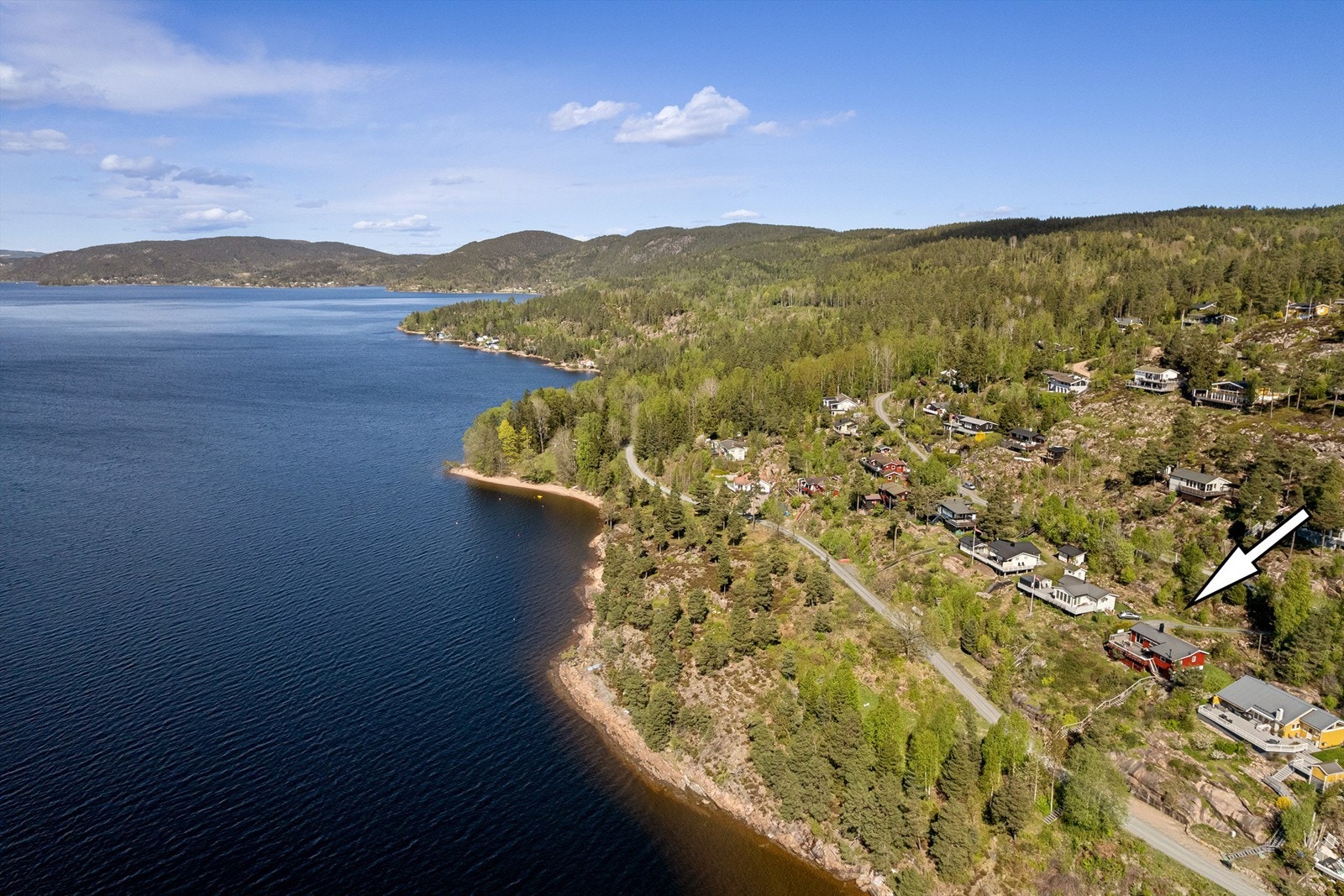 Selvikskogen 8 drone-8_pil Galleribilde