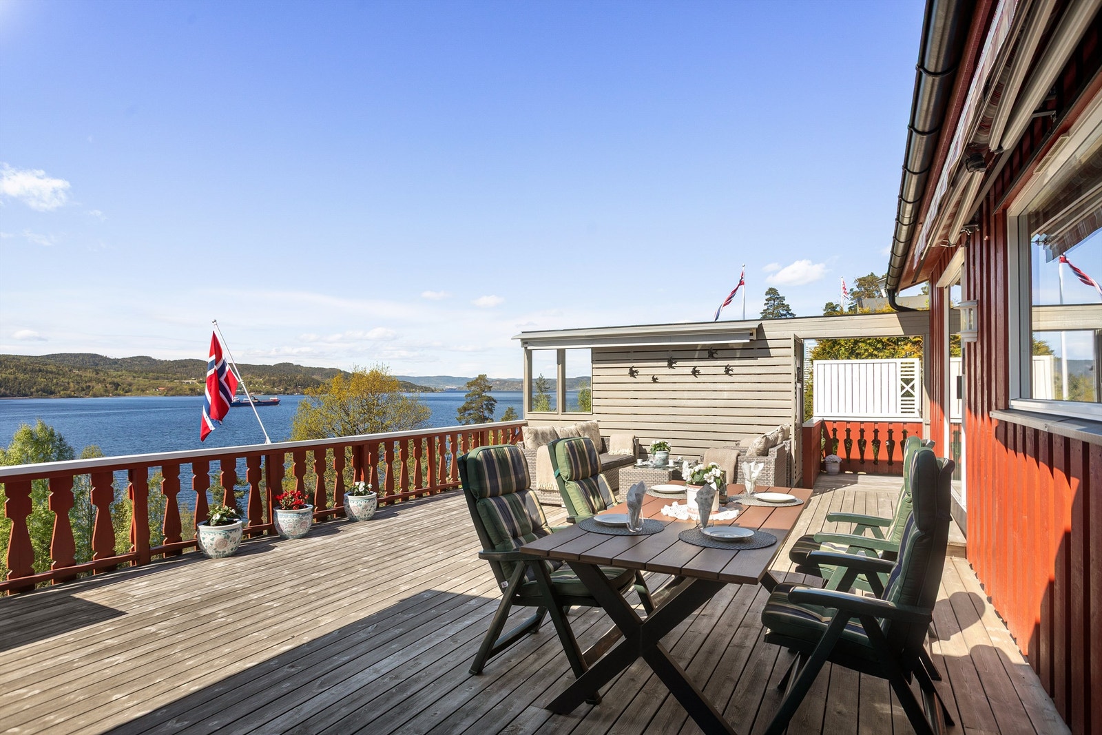 Selvikskogen 8-92 Galleribilde