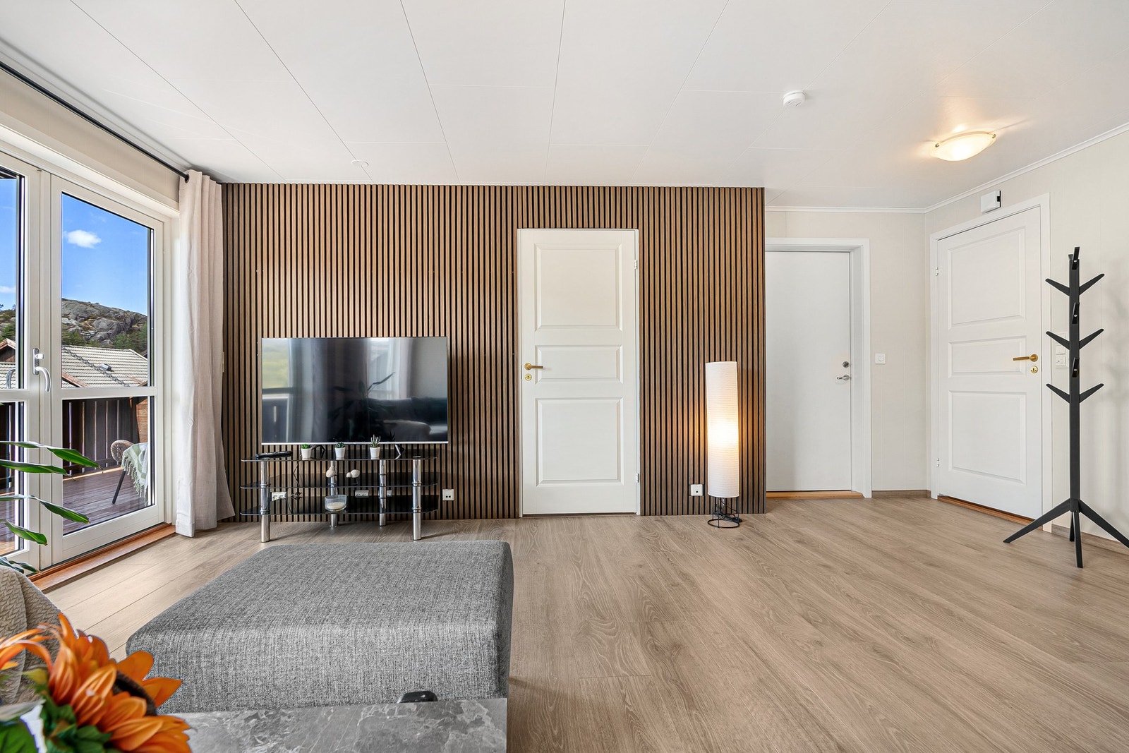 Stilig kontrast-vegg Galleribilde