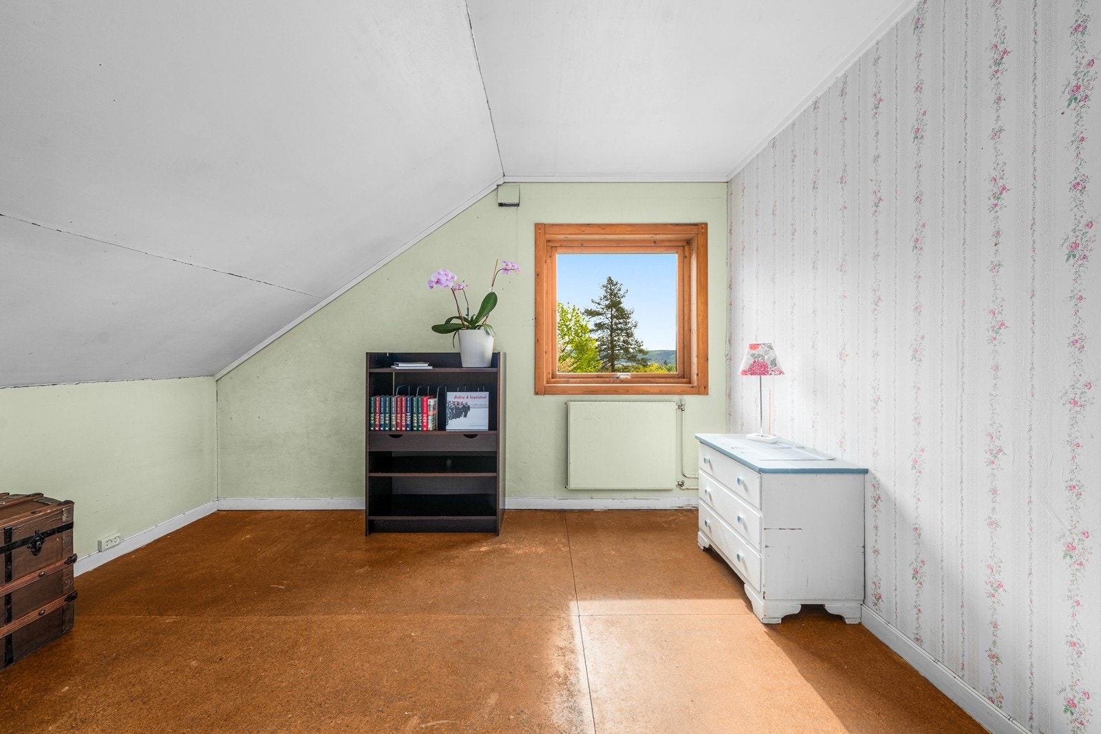 Takhøyden i soverommene er målt til 231 cm. Galleribilde