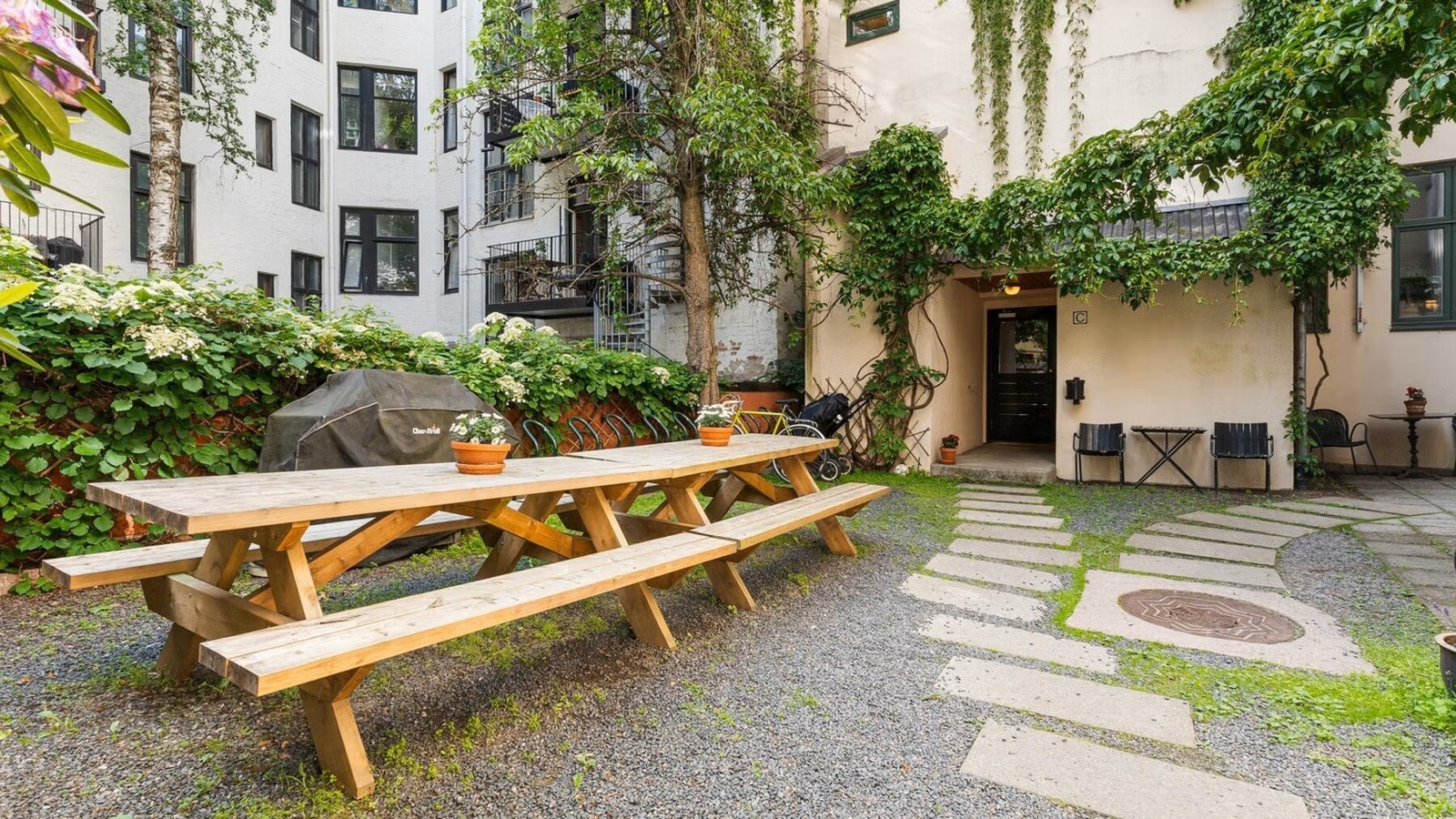 Borettslaget har felles sykkelbod. Galleribilde