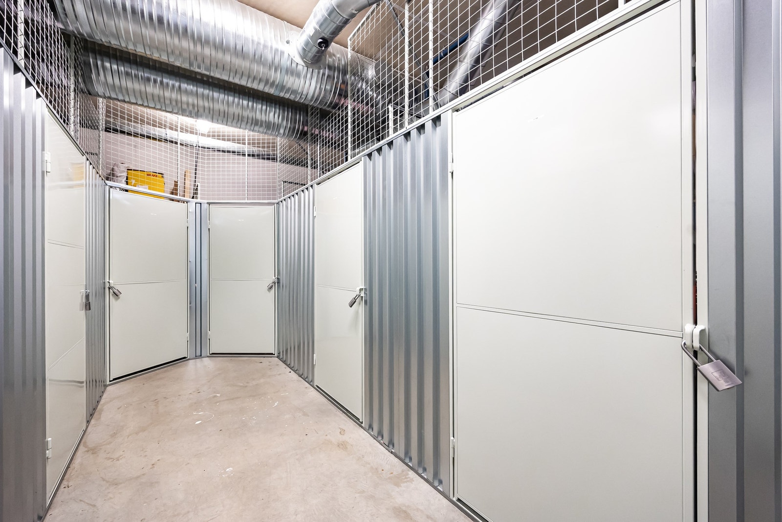 Boligen disponerer en kjellerbod på ca. 5 m² for ekstra lagring Galleribilde
