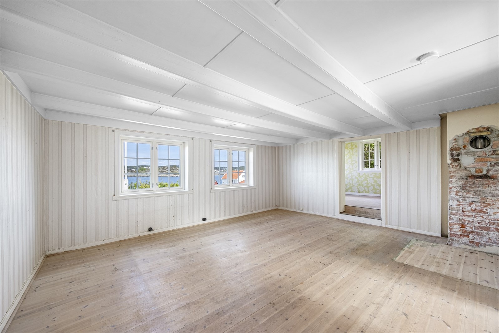 Stuer - Hovedetasje. Galleribilde