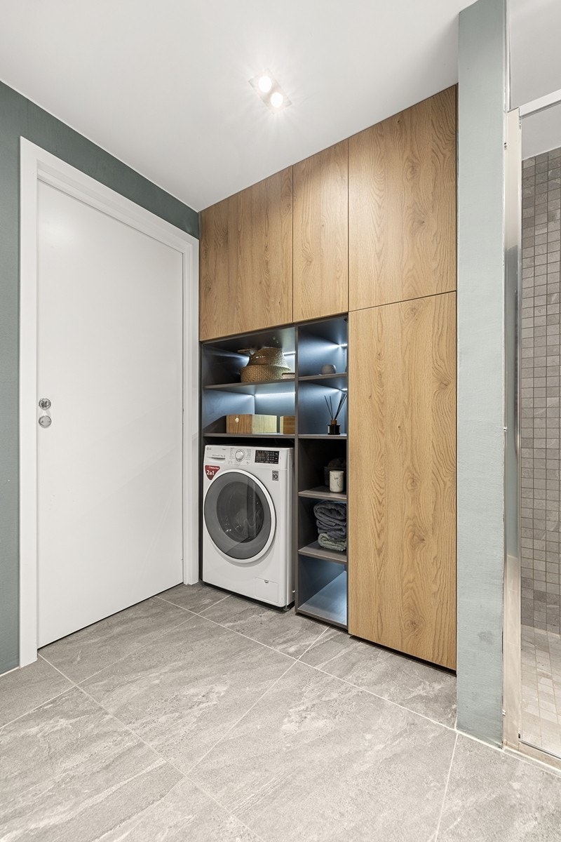 Det er i tillegg godt tilrettelagt med plass og opplegg for vaskemaskin. Galleribilde