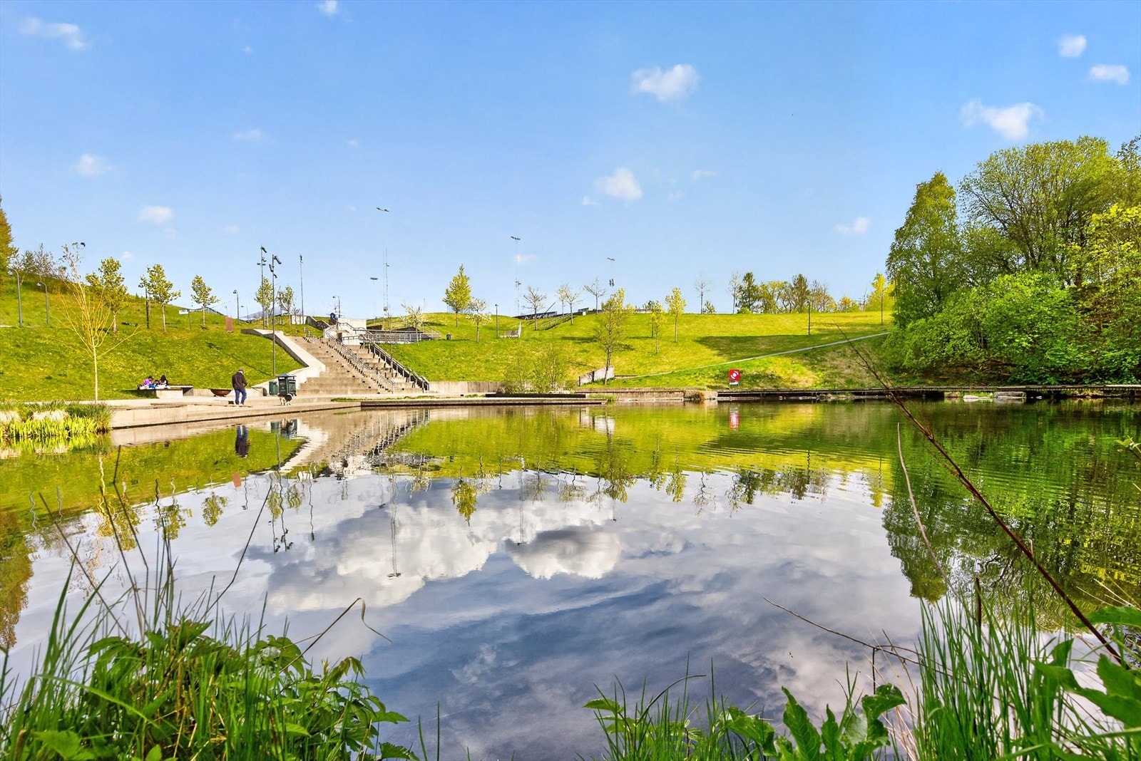 Grorudparken byr på flotte grøntområder og fine turstier. Galleribilde