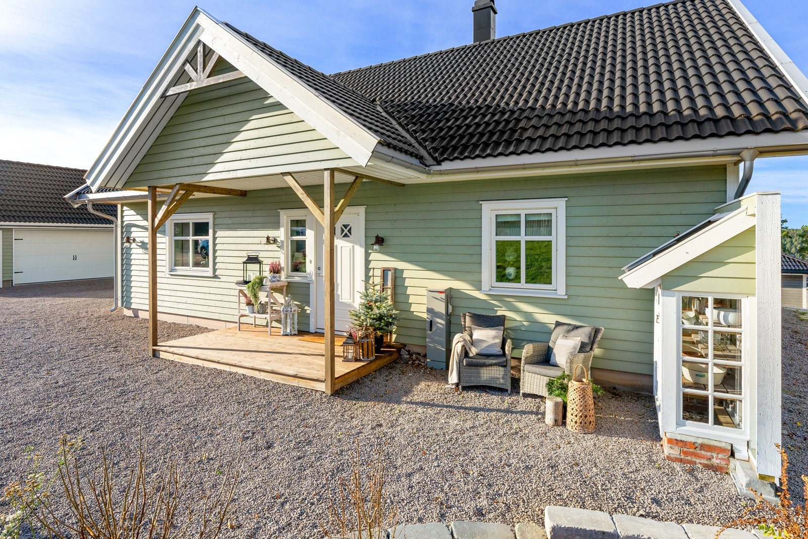 Her kan man nyte morgen - og formiddagstimene i solen. Galleribilde