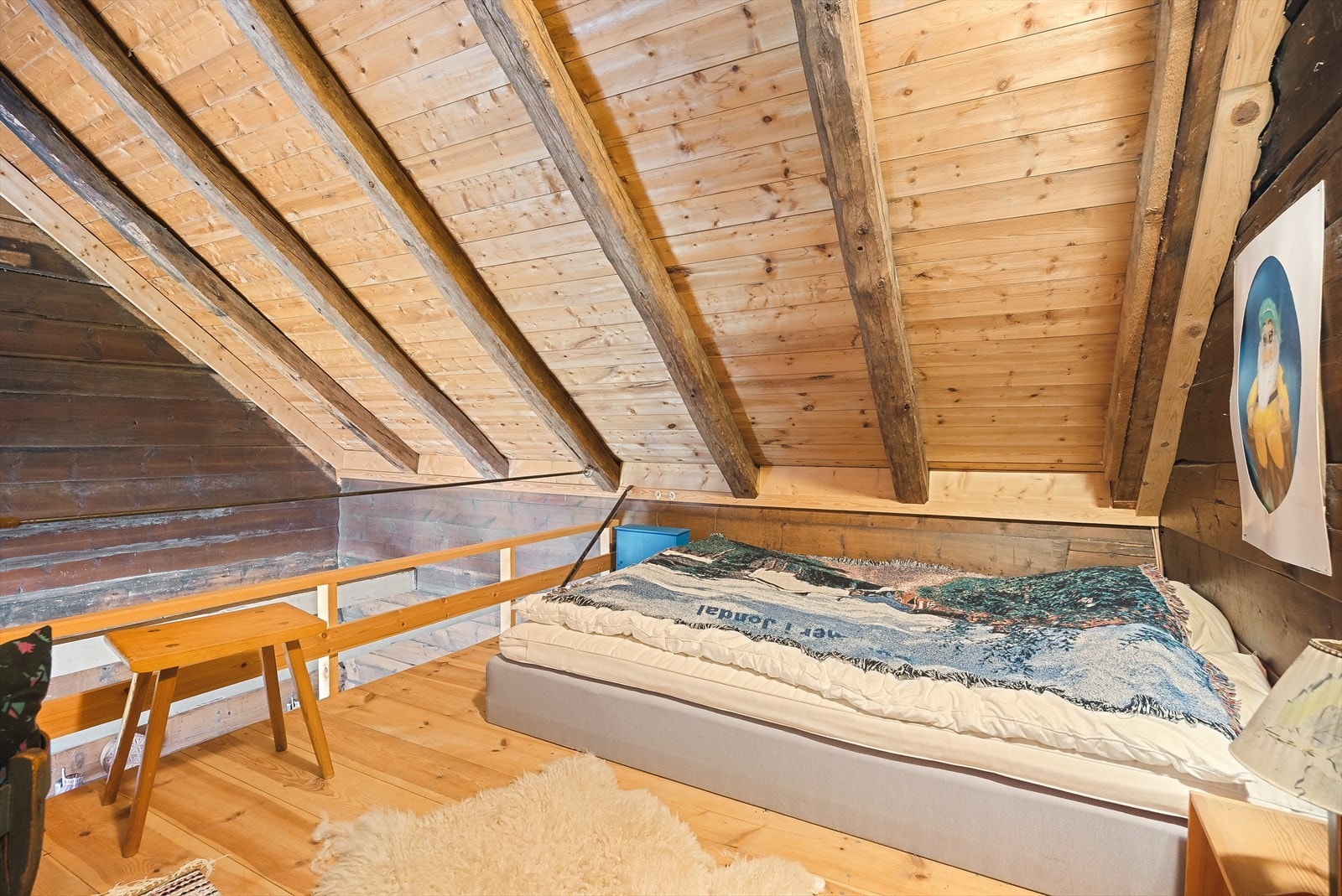 Åpen hems med sengeplass Galleribilde