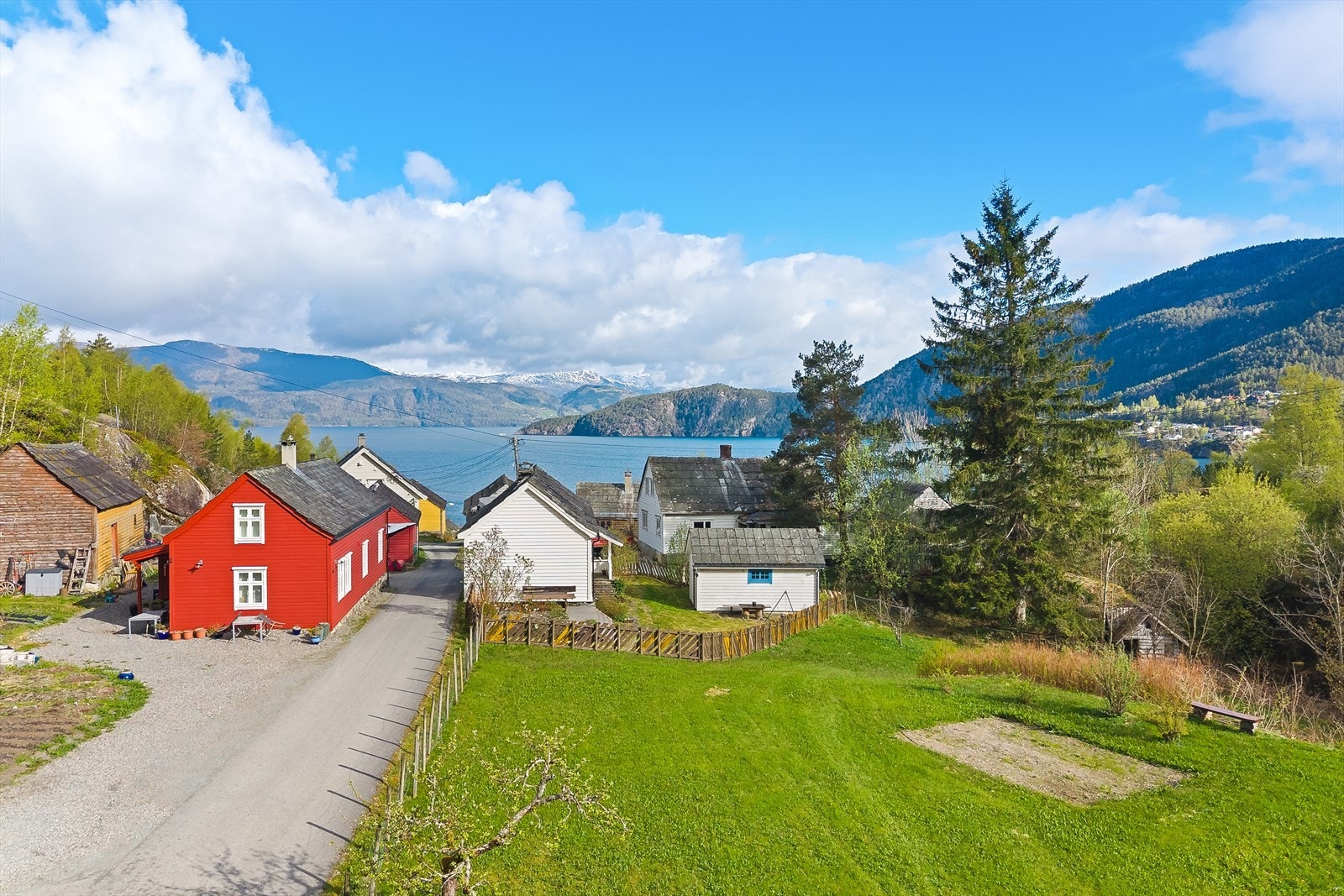 Herlige Jondal og Hardanger..... Idylliske og fine omgivelser Galleribilde