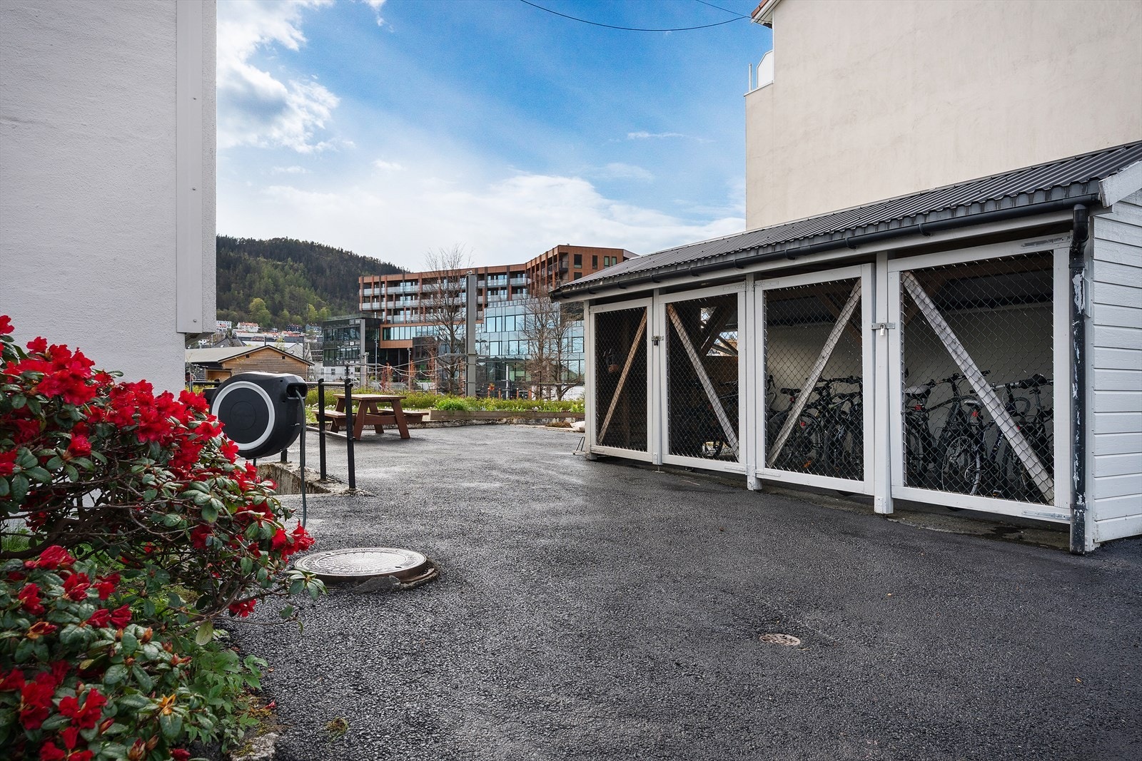 - Felles sykkelbod i borettslaget - Galleribilde