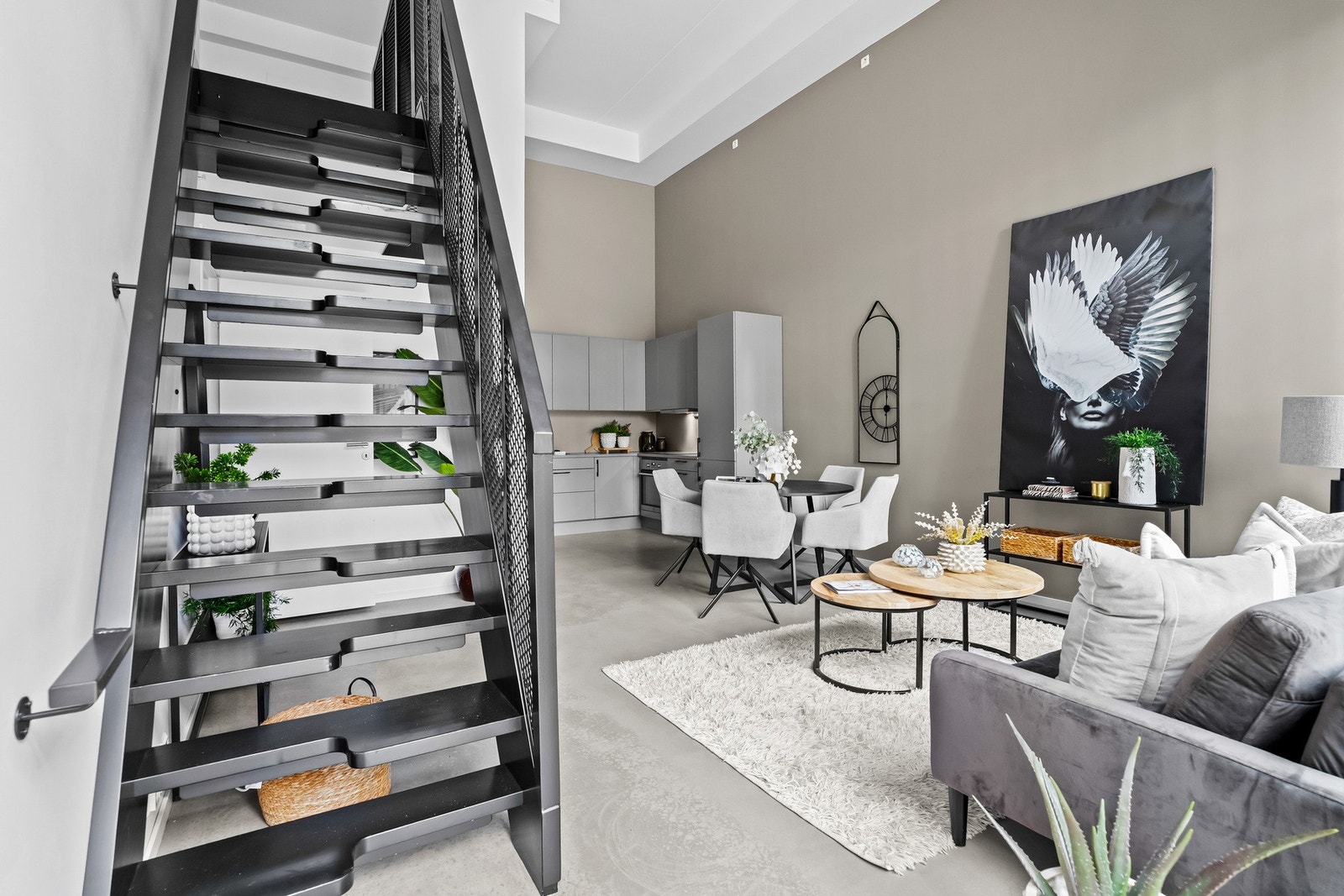 Trappen gir stuen et enestående særpreg. Galleribilde