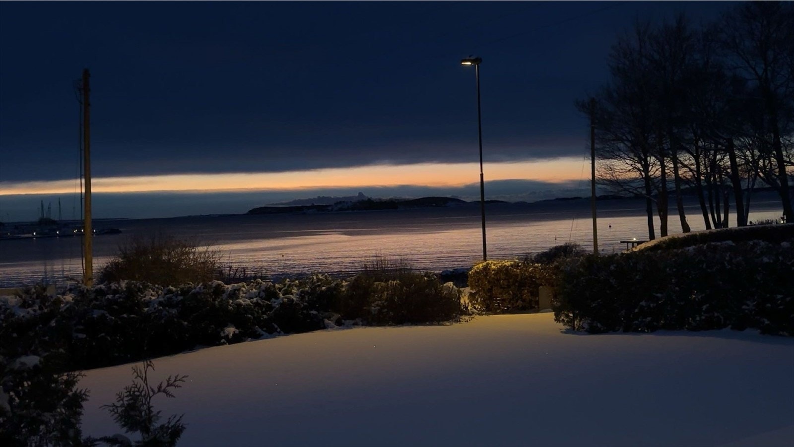 Vinterhimmel (Selgers eget bilde). Galleribilde
