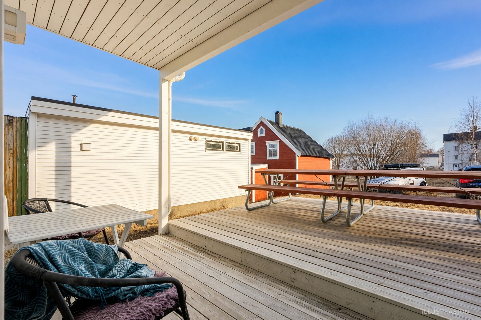 Stuen har direkte utgang til egen terrasse, som gir en fin forlengelse av rommet.
Bildet er generert i AI. Galleribilde