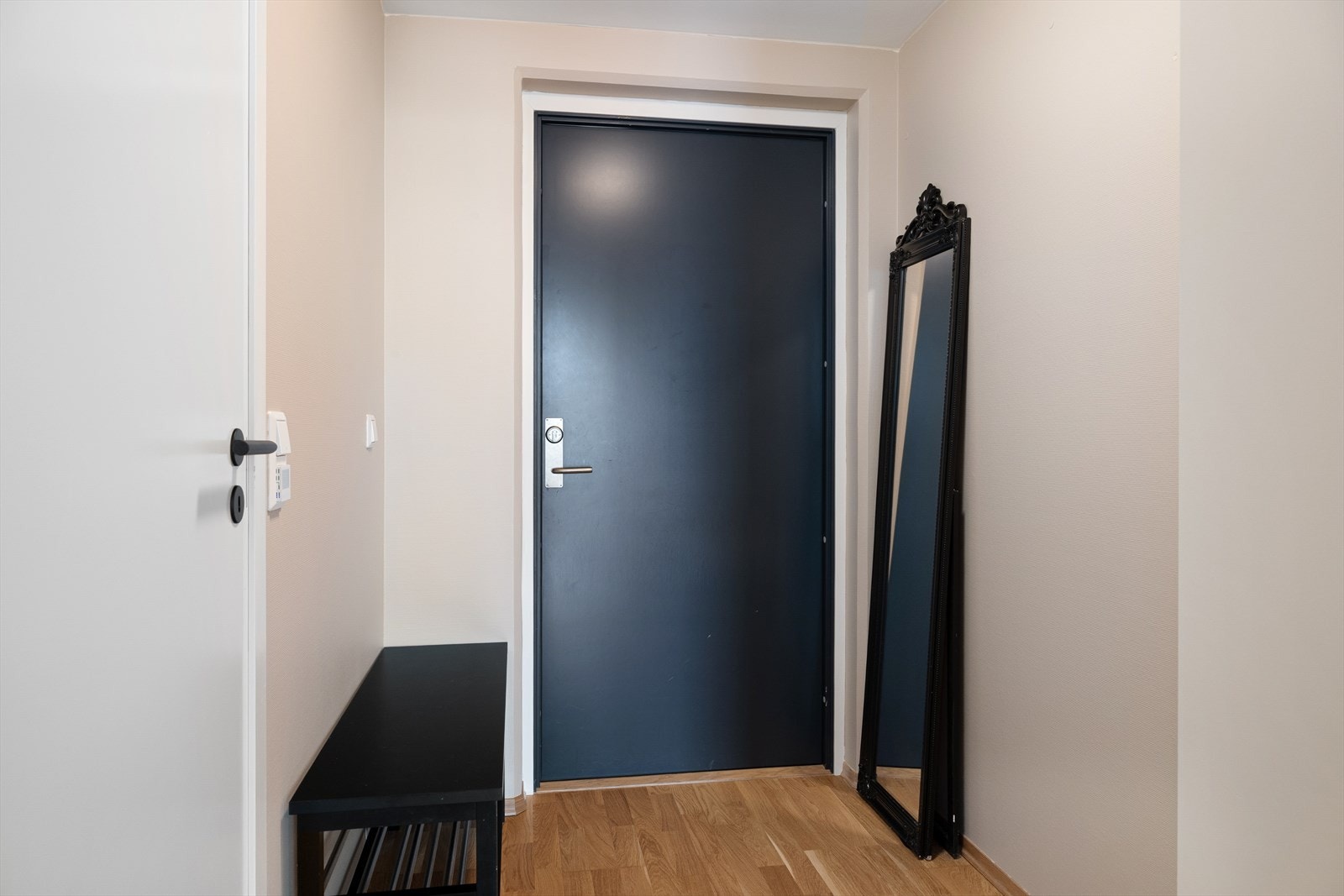 Entré. Galleribilde