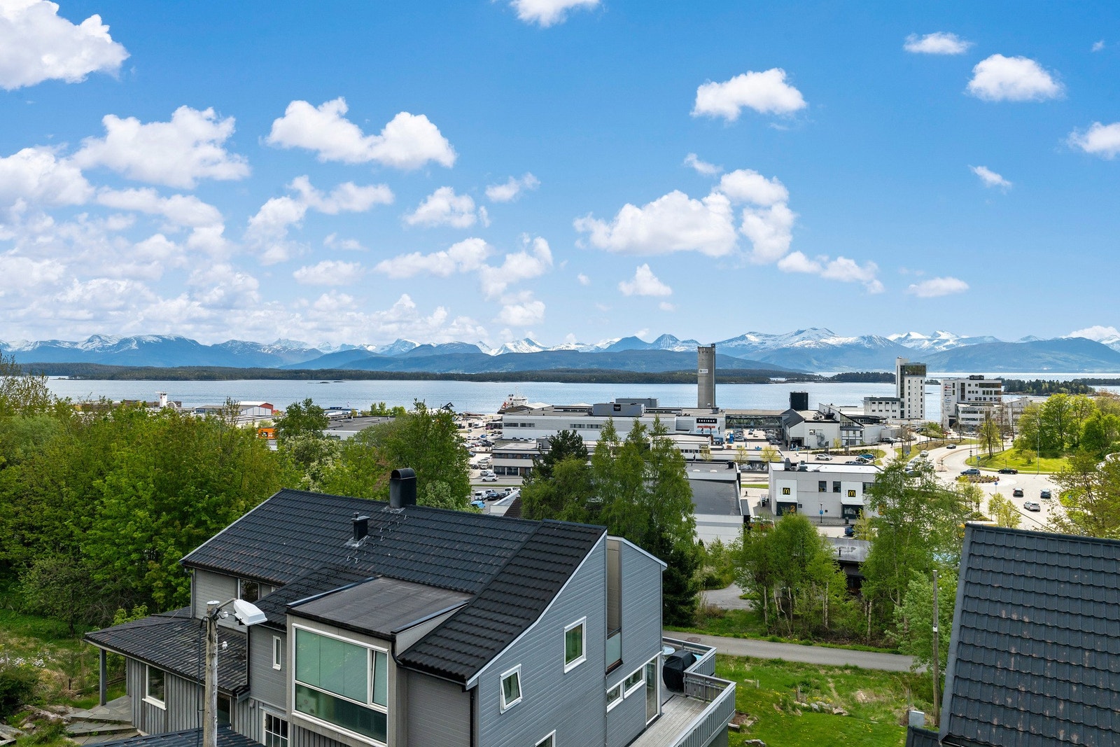 Utsikt fra veranda Galleribilde