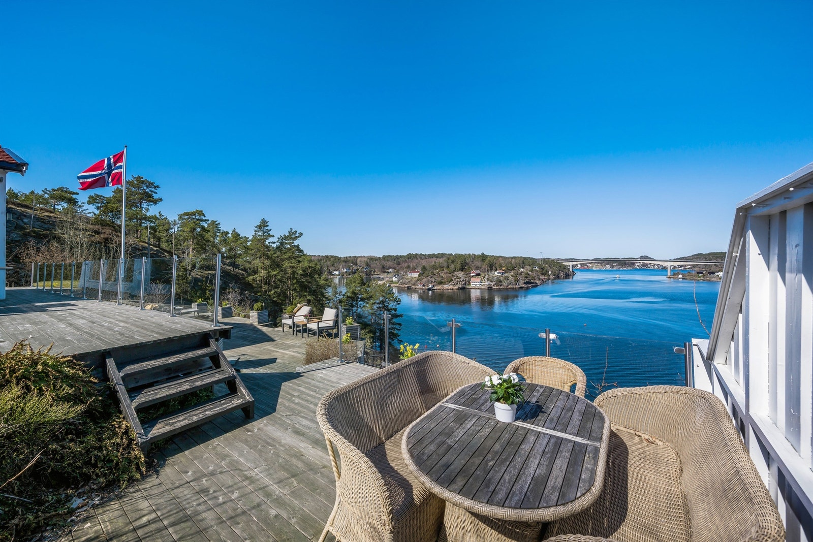 Solrikt med flott utsikt Galleribilde