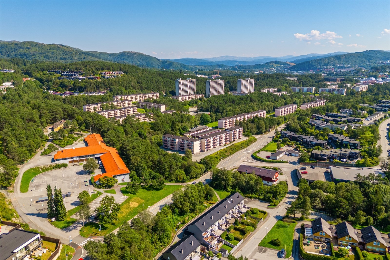 Kort vei til Haukedalen skole Galleribilde