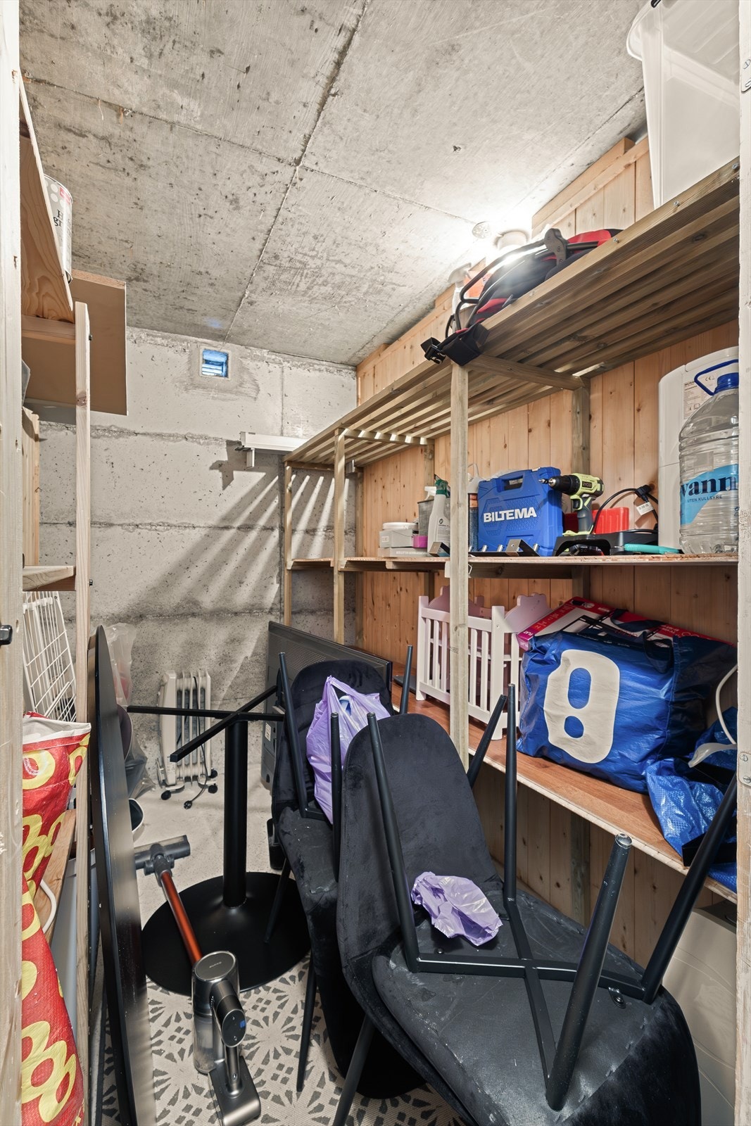 Ekstern bod på ca 5 m² i samme etasje Galleribilde