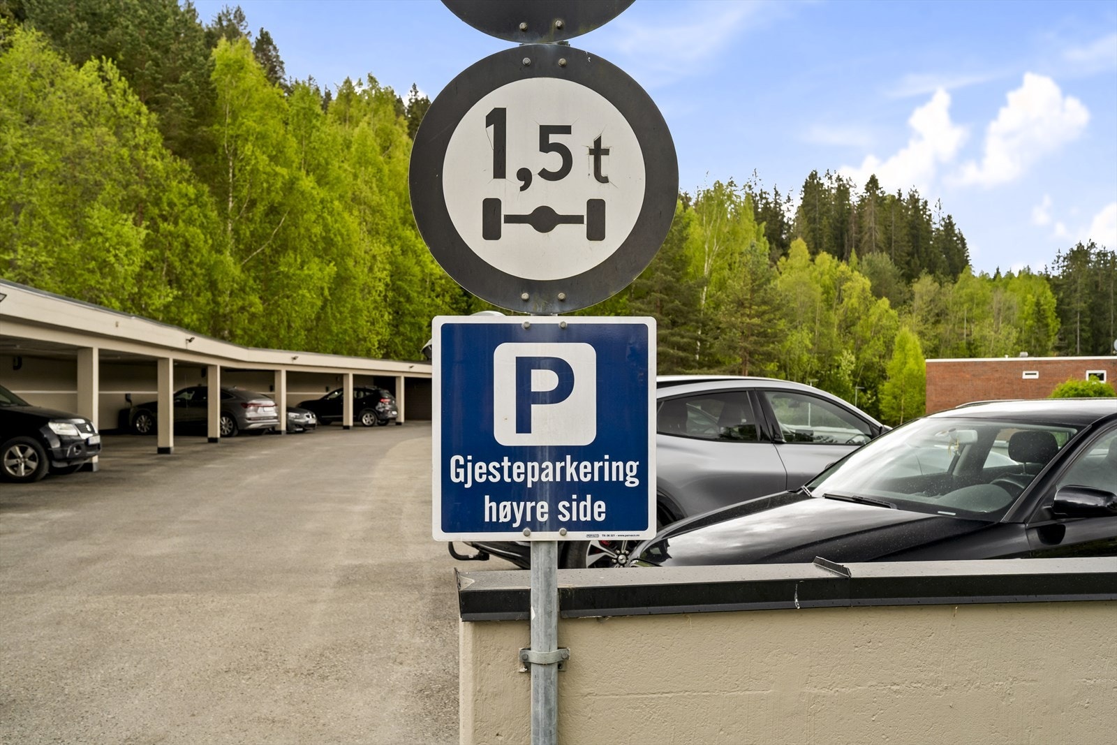 Godt med p-plasser Galleribilde