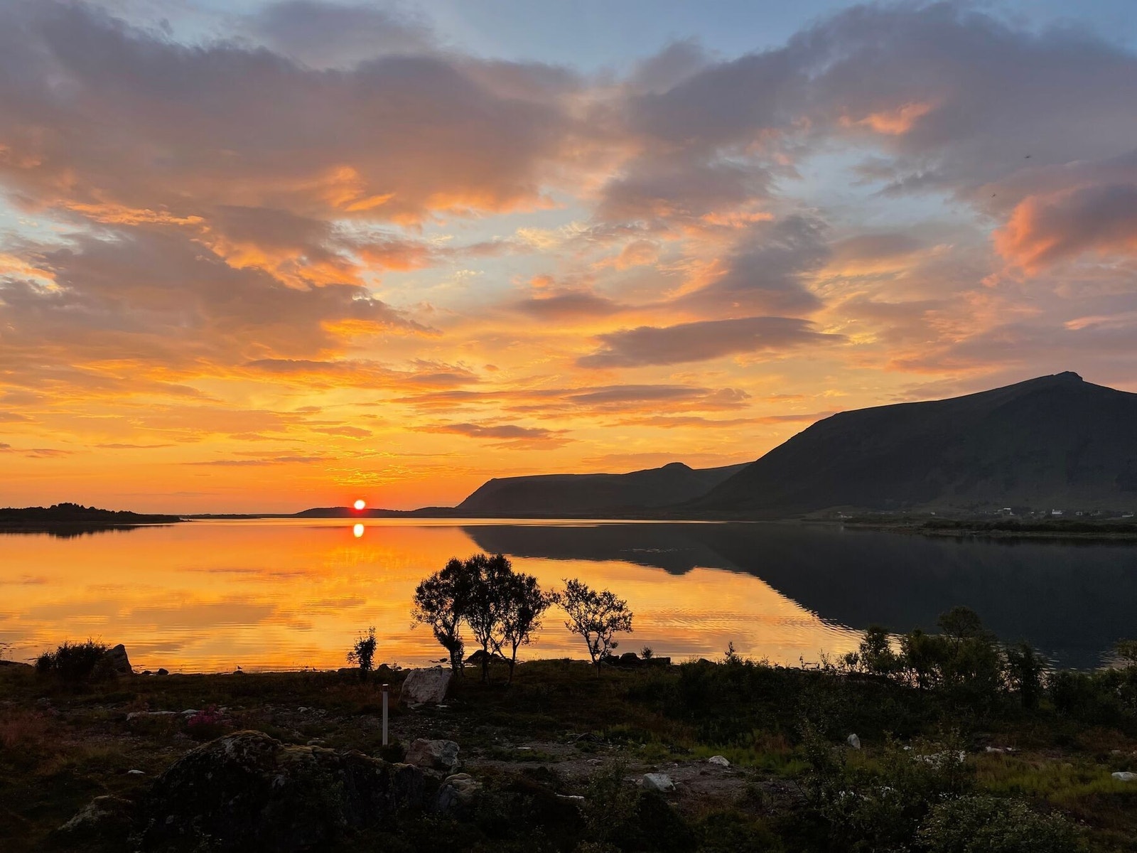 Nyt stillheten og de spektakulære solnedgangene fra egen hytte | Foto: selger Galleribilde