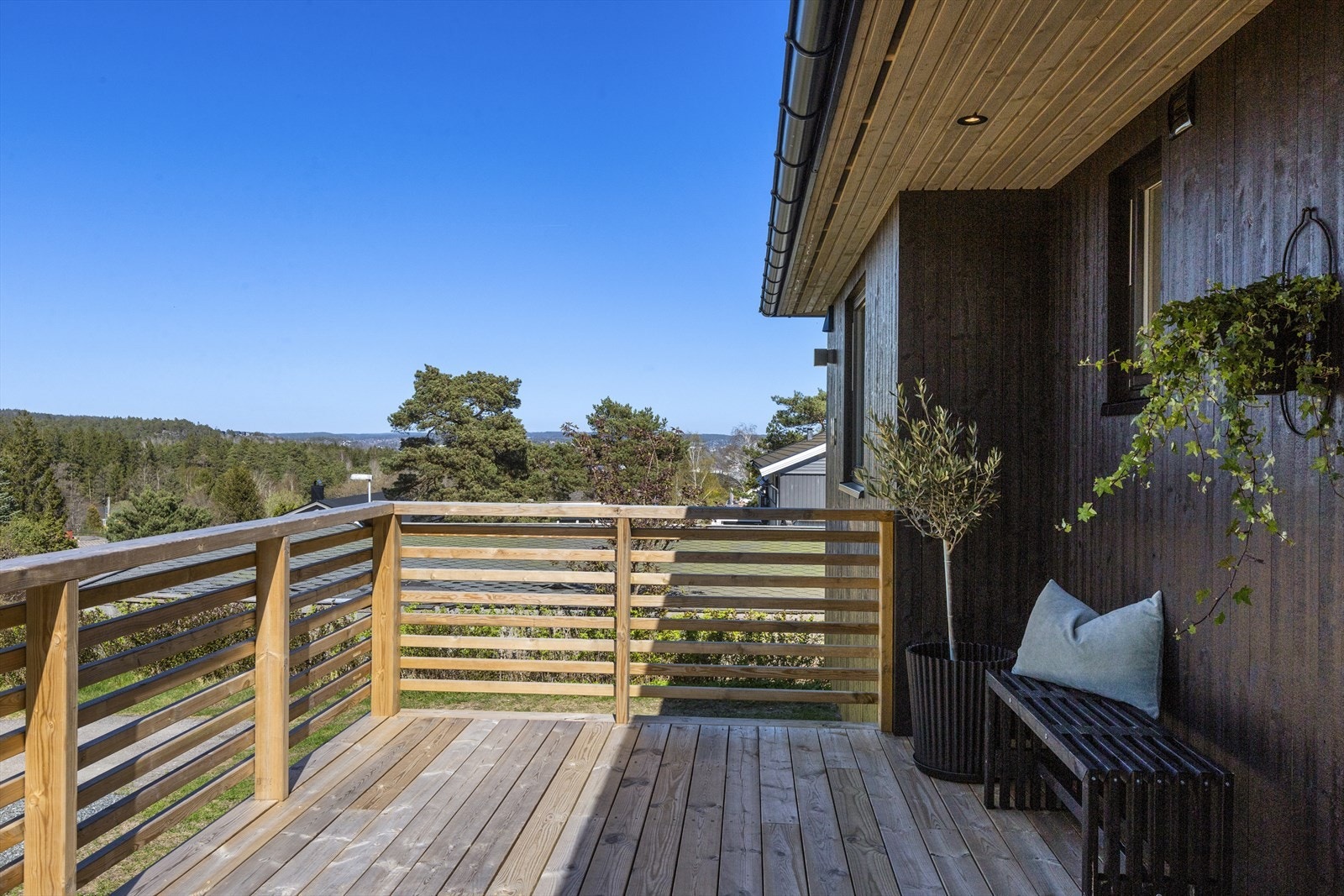 Her ønsker du velkommen inn i boligen! Galleribilde