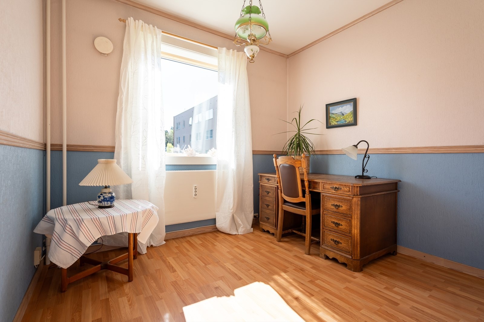 Det andre soverommet er i dag innredet som kontor. Galleribilde