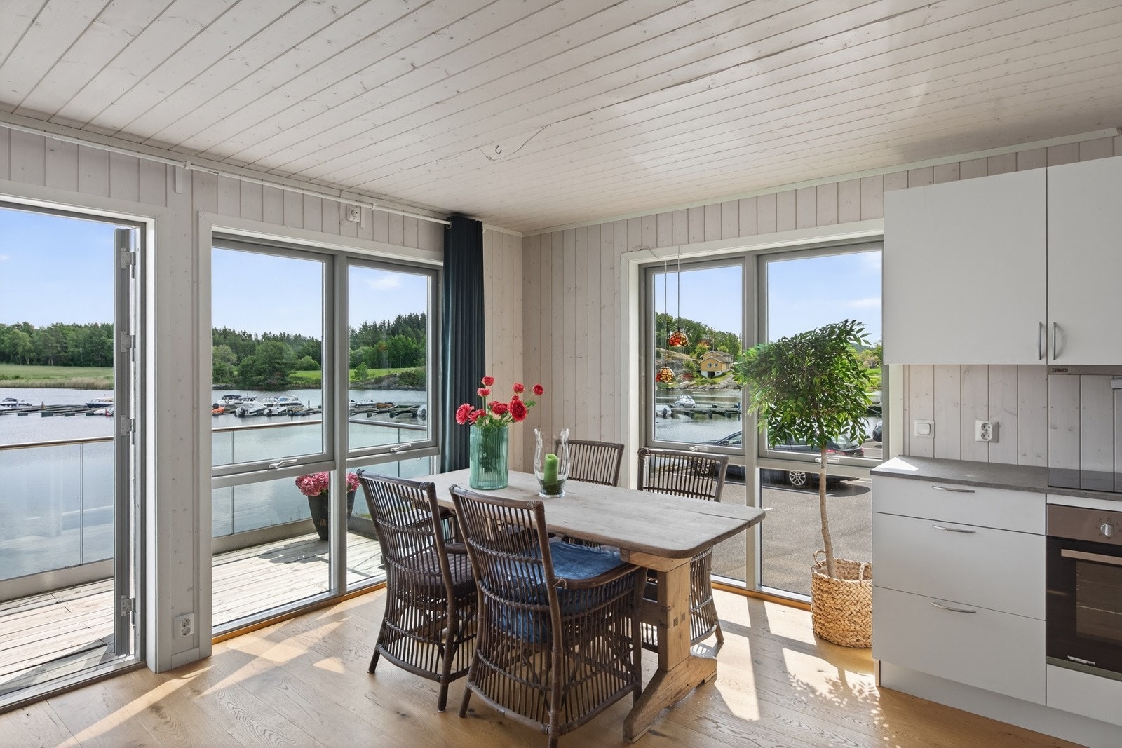God plass til spisebord Galleribilde