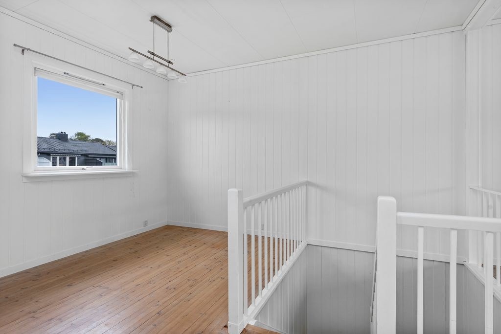 Naturlig plass for å innrede med spisebord Galleribilde