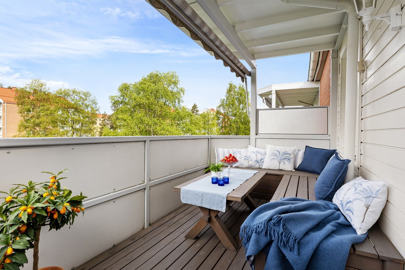 En lys og sjarmerende 3-roms leilighet med en solrik, vestvendt balkong. Galleribilde