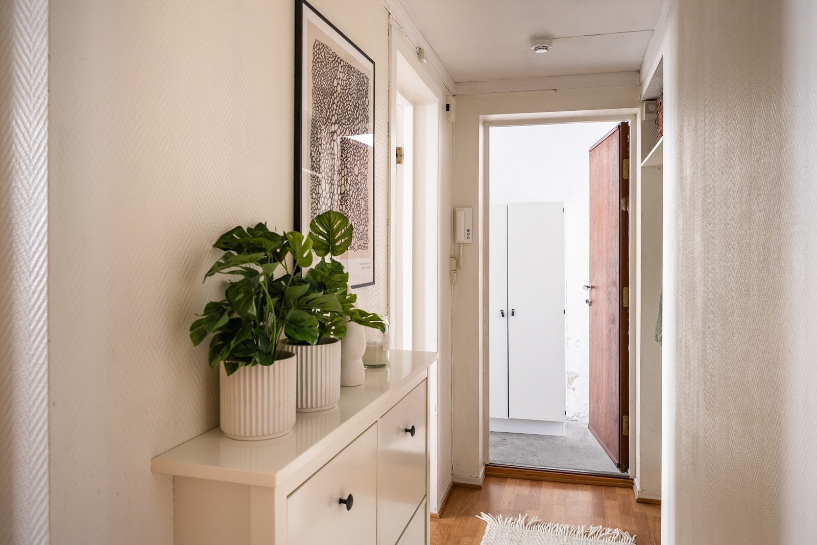 Leiligheten disponerer i tillegg en bod i kjeller på ca. 4 m². Galleribilde