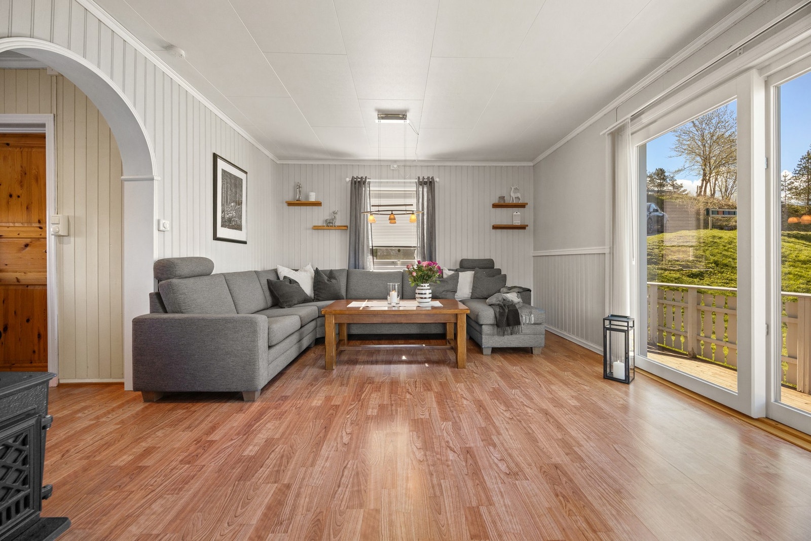 God plass til både lenestoler og sofagruppe is tuen Galleribilde