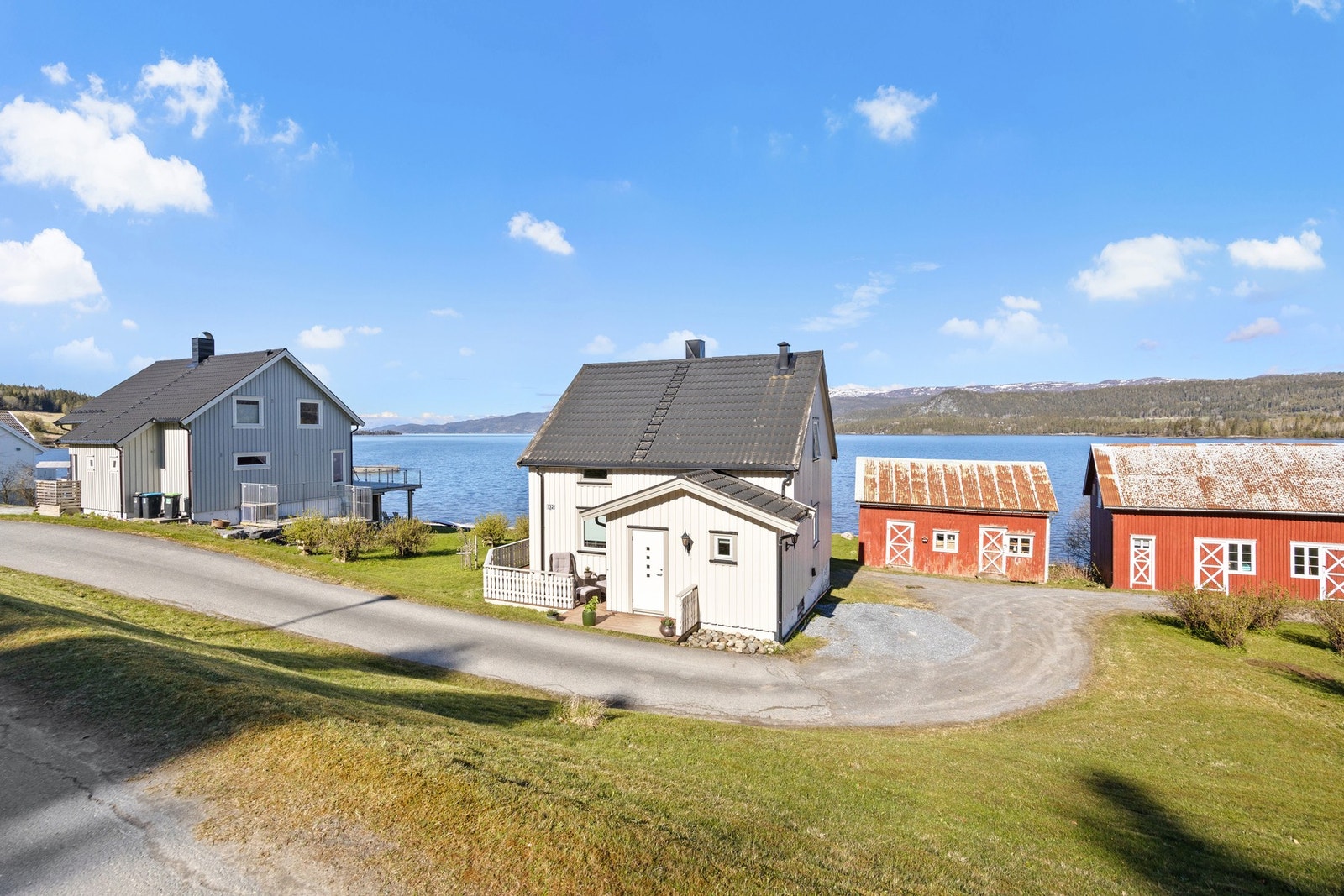 Oppstillingsplass på egen tomt Galleribilde