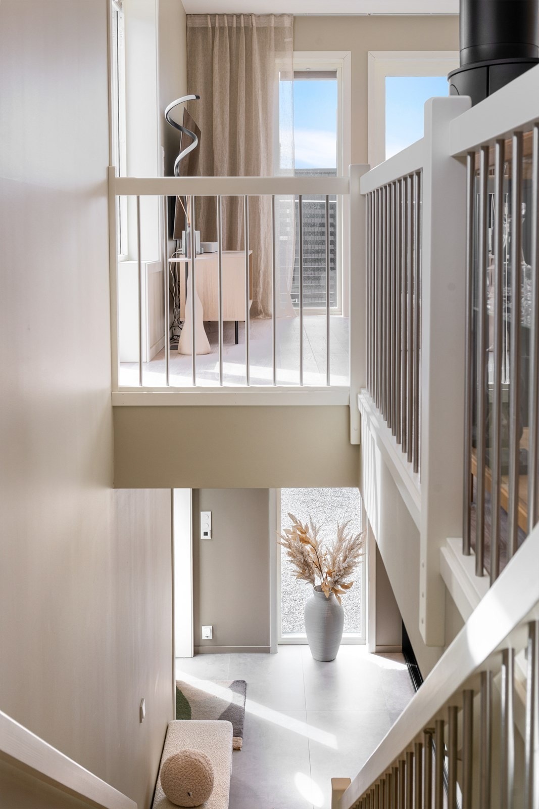 Trappeoppgang mellom etasjene. Galleribilde
