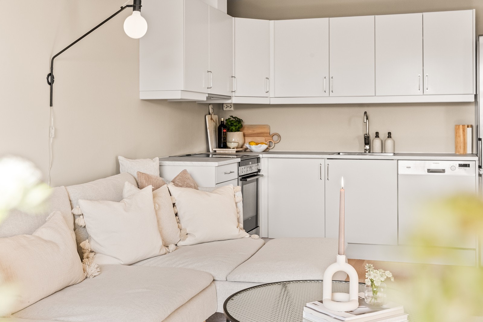 Lyst og fint kjøkken. Galleribilde