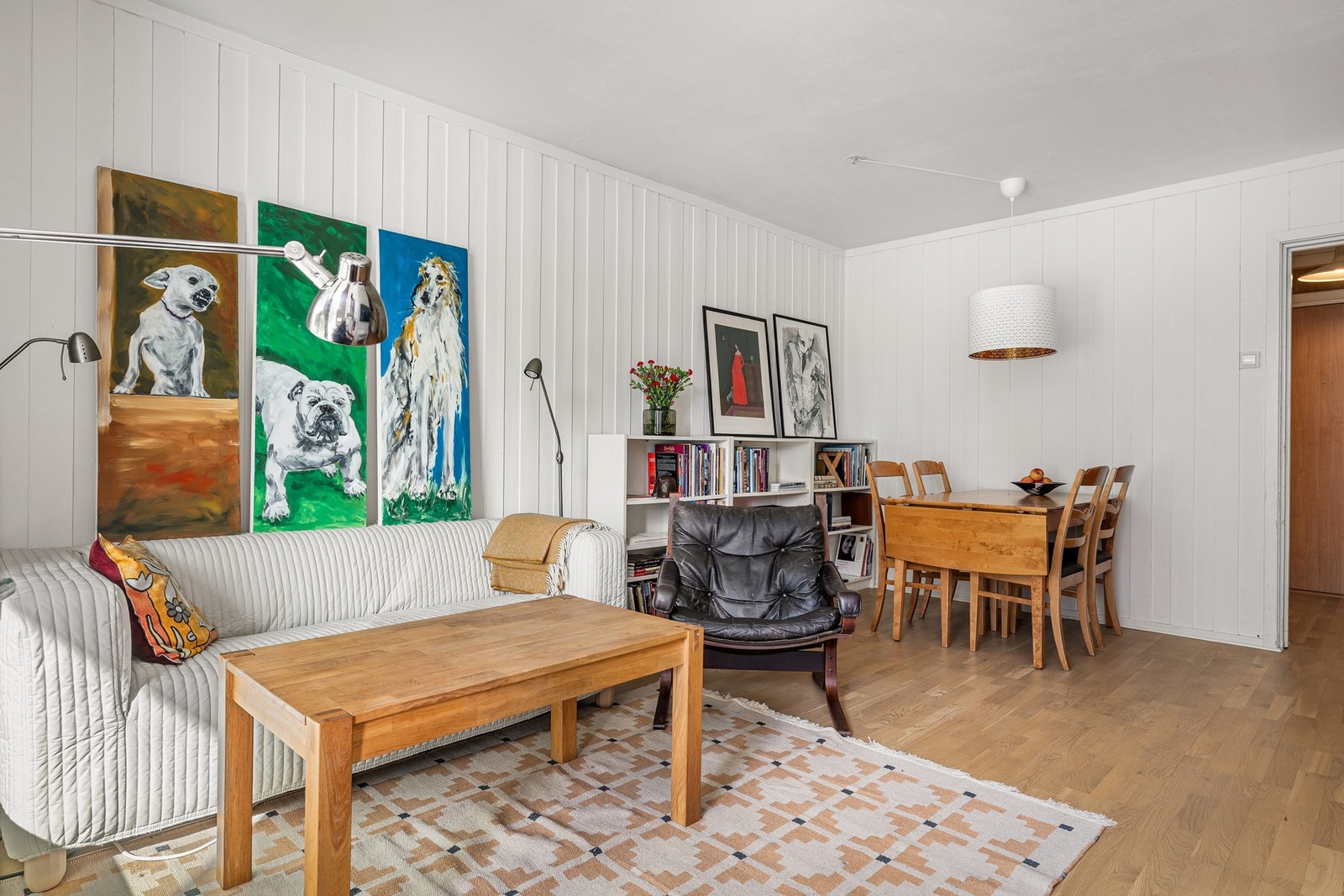 Flere naturlige møblement soner. Galleribilde