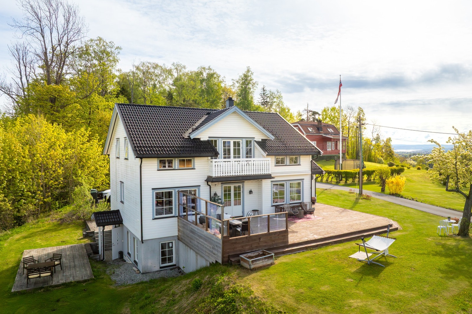 Fantastisk beliggenhet som en av de innerste i en blindvei. Galleribilde