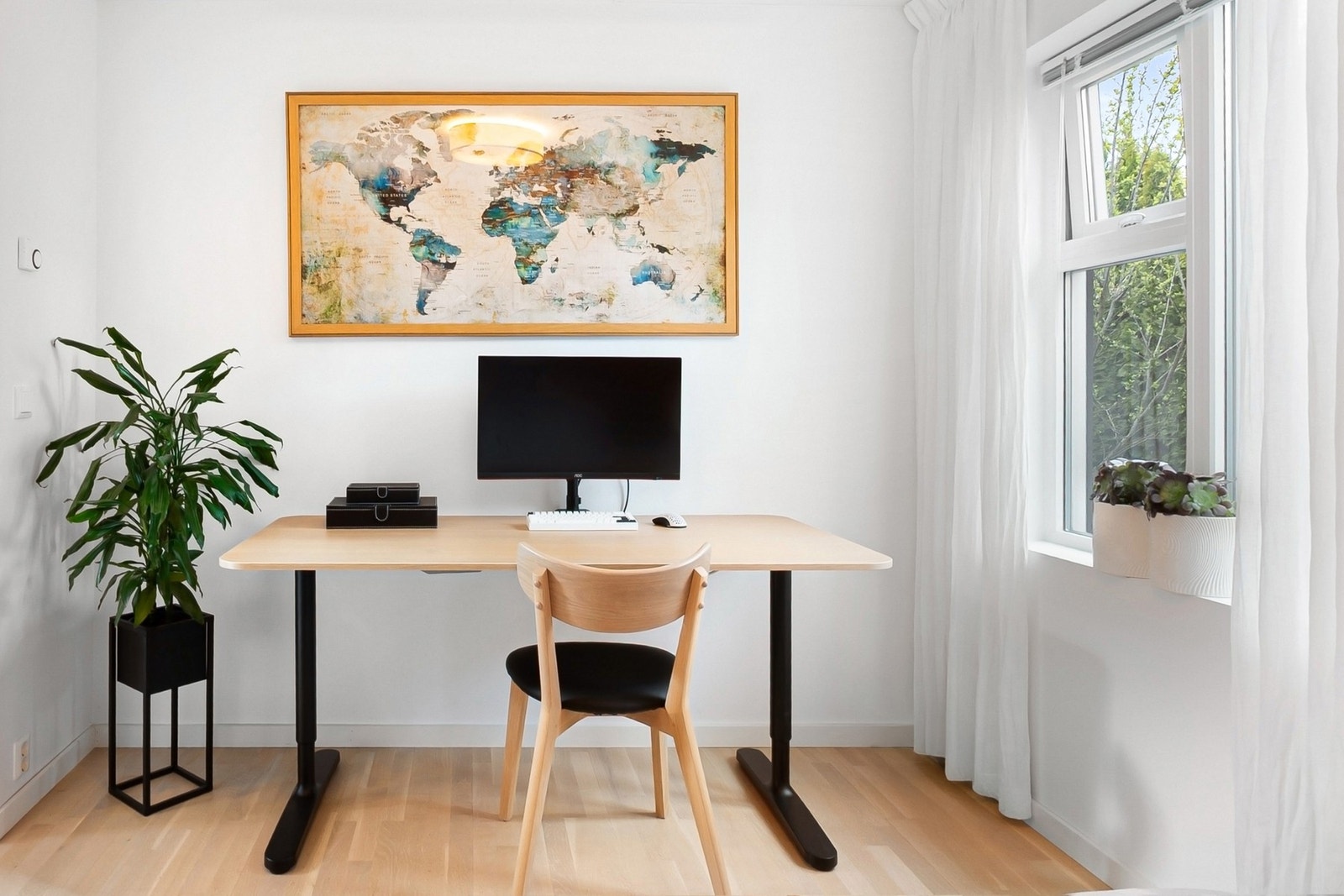 God plass til kontorløsning. Galleribilde