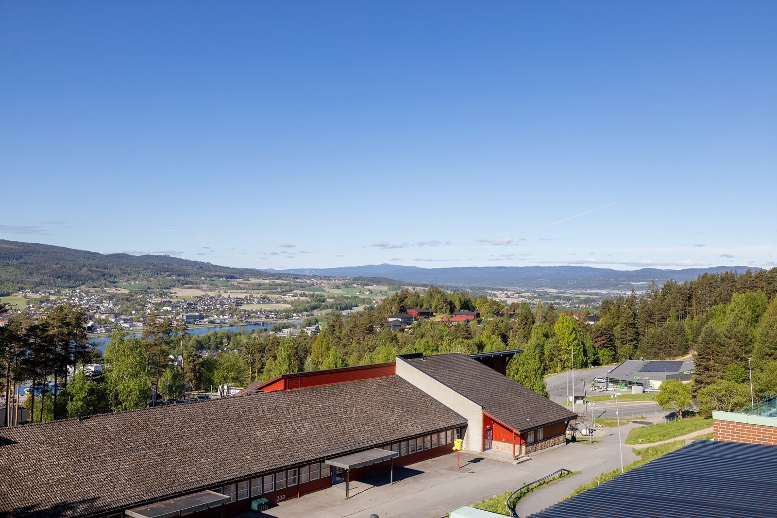 Gangavstand til Stenseth skole. Galleribilde