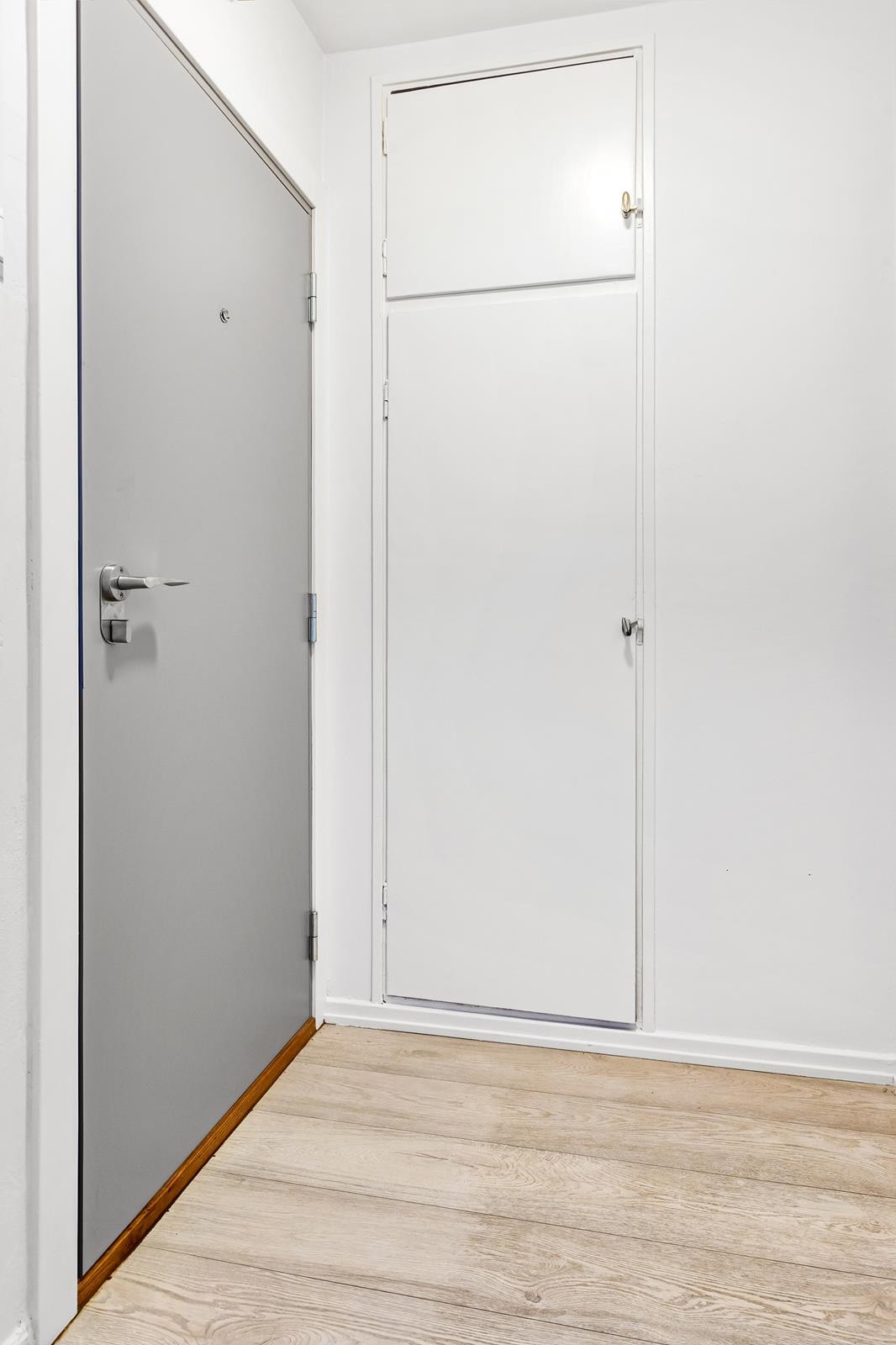 Entré. Galleribilde
