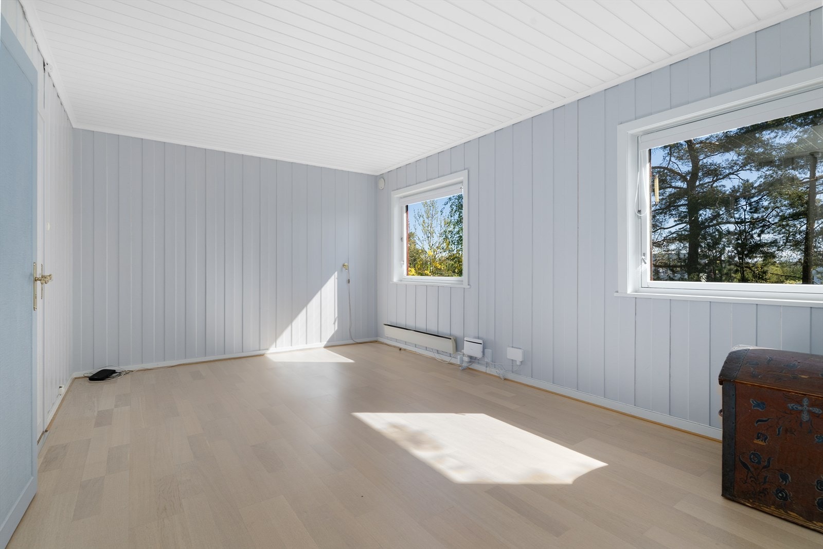 Stort soverom som opprinnelig var to separate rom. Galleribilde