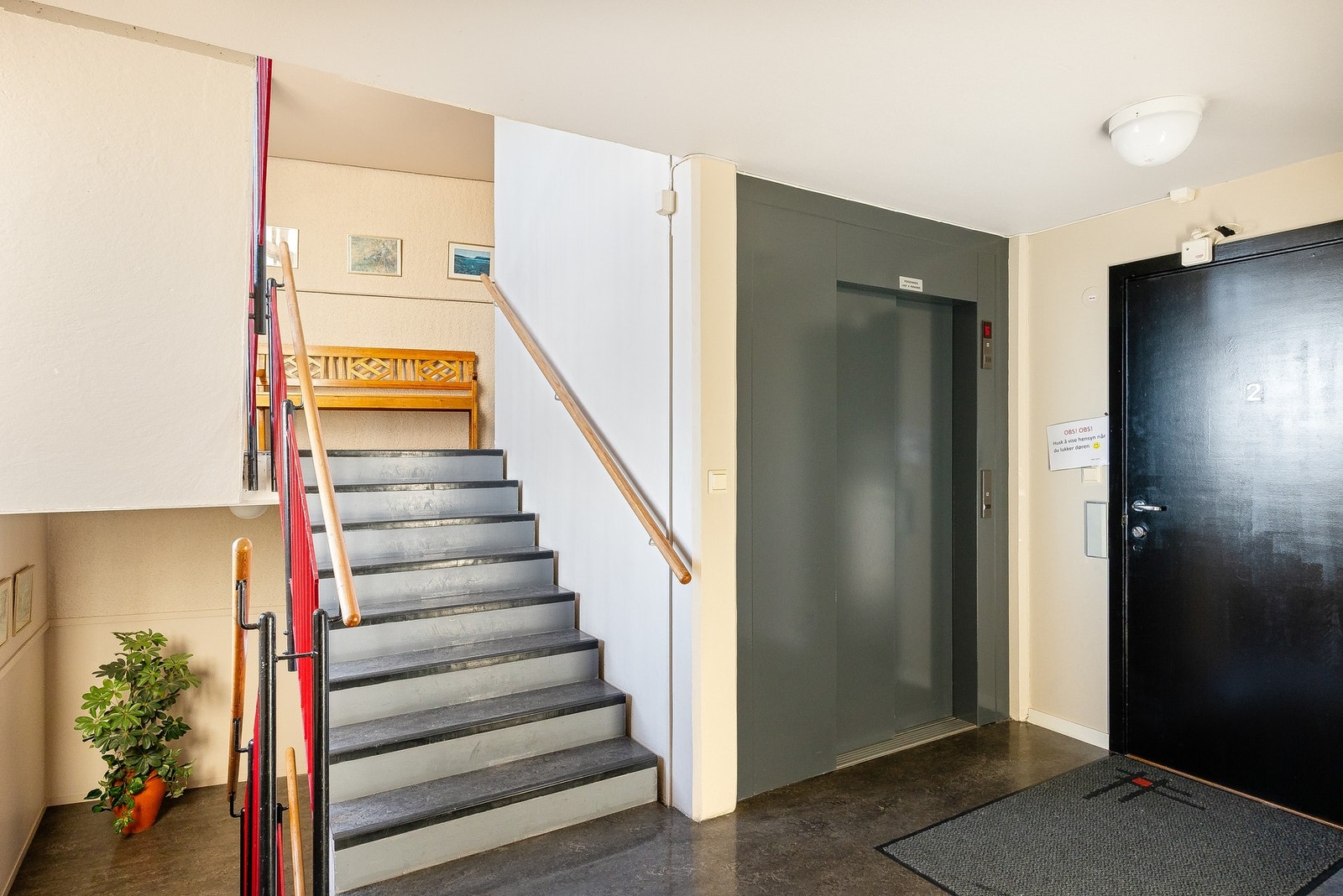 Heis i bygget Galleribilde