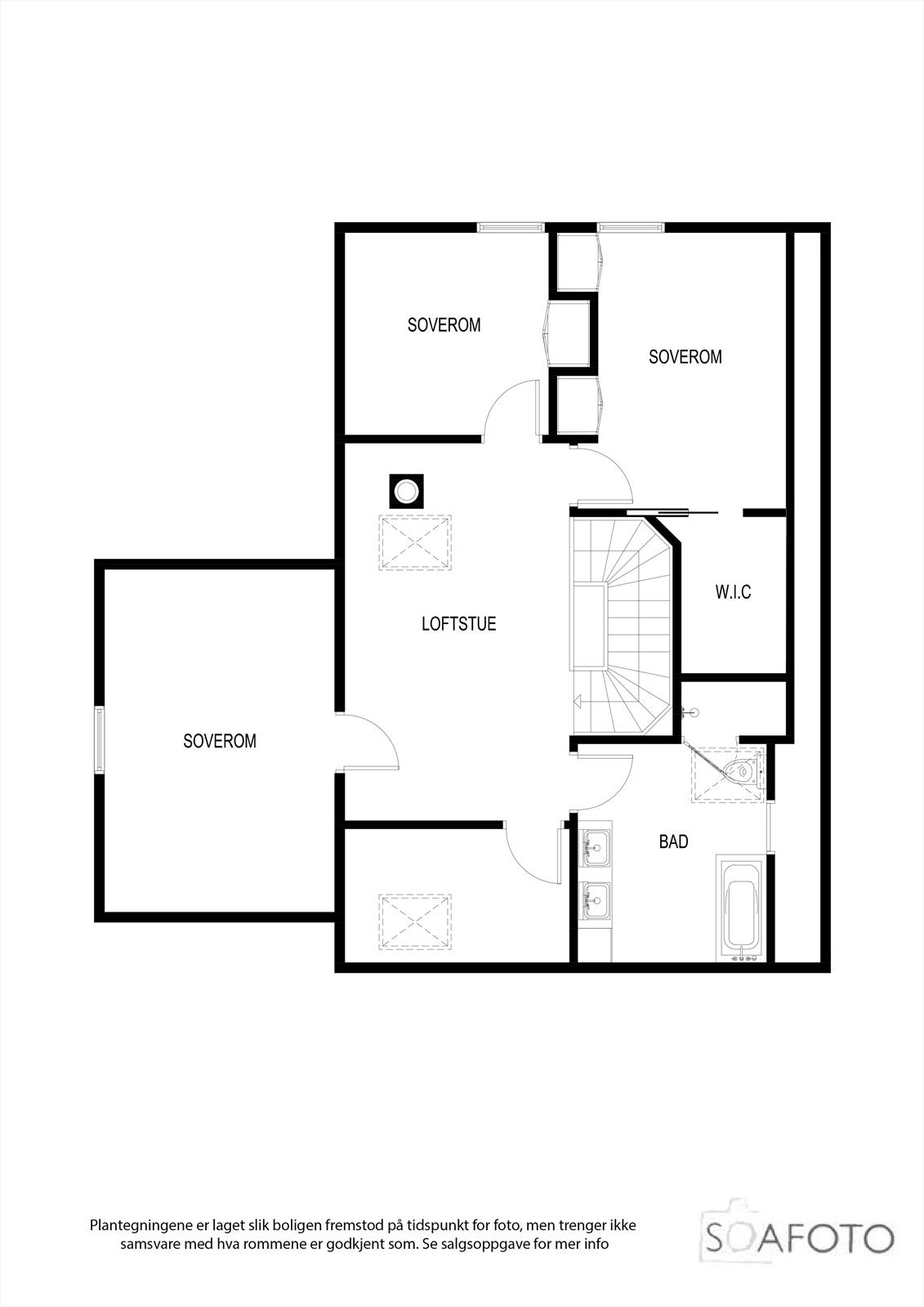 Loftsetasjen inneholder tre soverom, loftstue, bad og en romslig walk-in-garderobe. Galleribilde