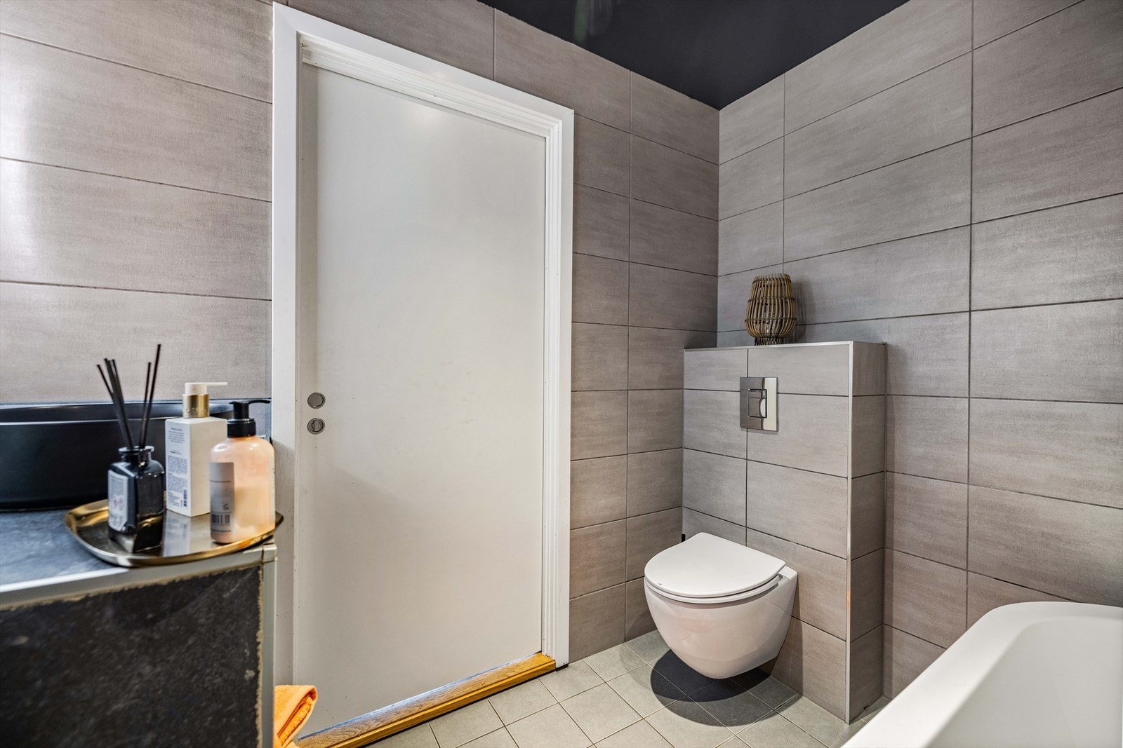 Badet har fått TG3 grunnet defekt varmekabler (se byggemåte). Galleribilde