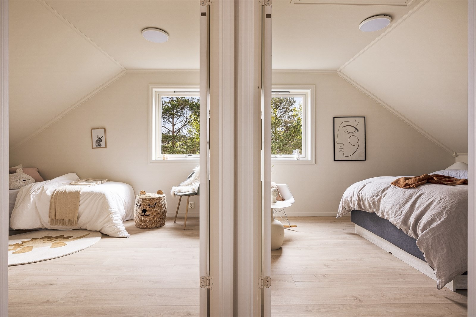 Loftsetasjen inneholder to soverom av god størrelse. Galleribilde