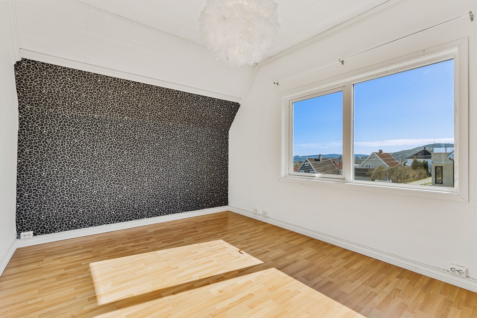 Det er ett soverom i 2.etg. Galleribilde