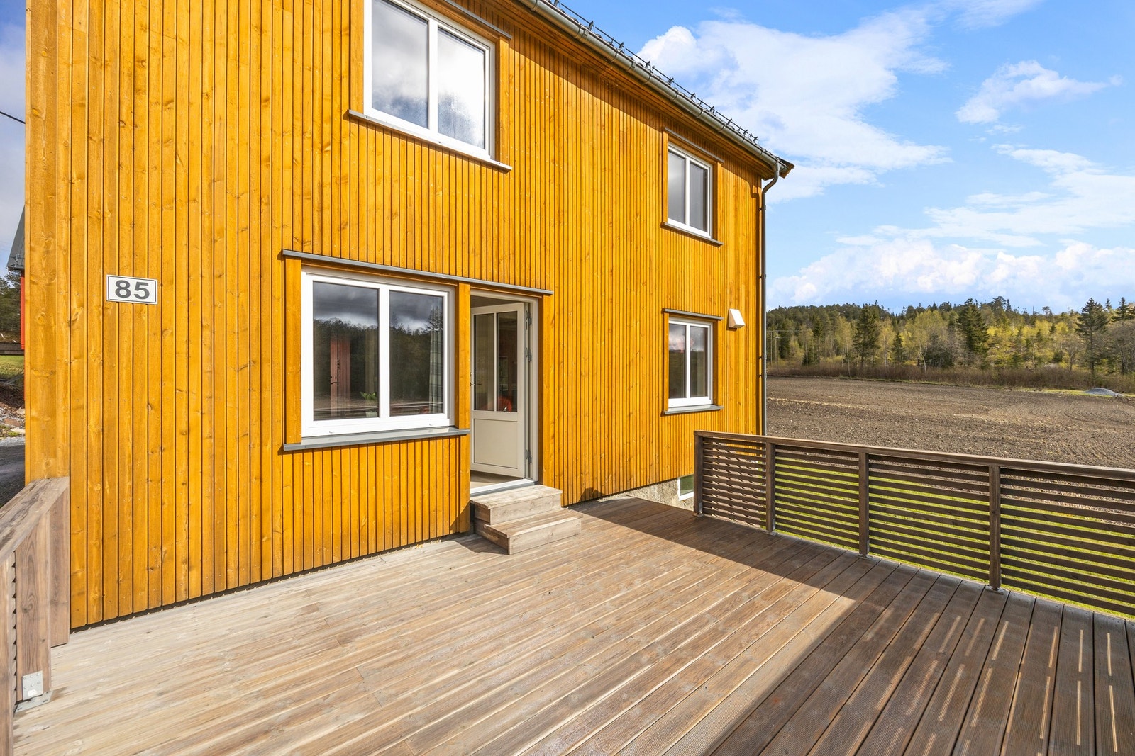 Her kan man nyte gode solforhold og en landlig utsikt! Galleribilde